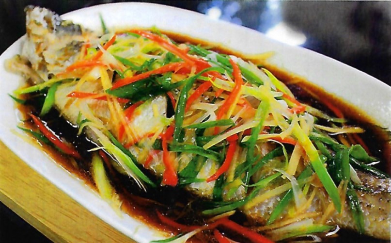 Steamed Fish With Soya Sauce