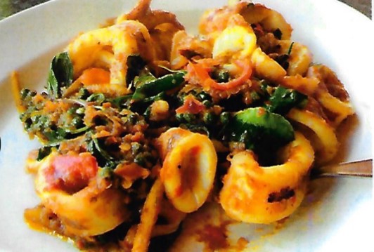 Stir Fried Spicy Calamari With Thai Herbs